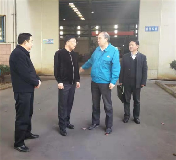 新任涇縣縣委副書記、代縣長施懷中到安徽威能電機(jī)有限公司